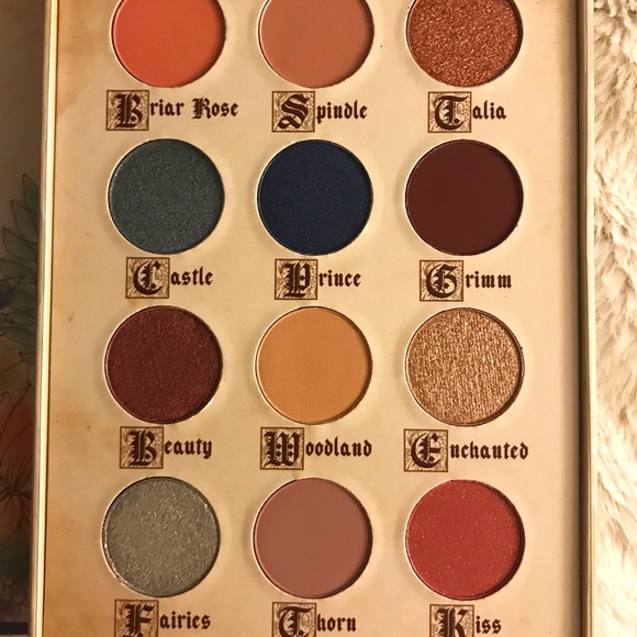 Storybook Cosmetics Fairy Tales Eyeshadow Palette - Picture 3 of 4